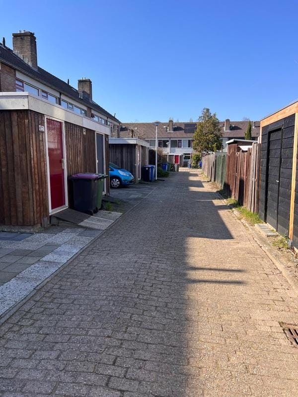 Renovation Terraced House with Four Bedrooms in Delft's Popular Vrijheidsbuurt — 16