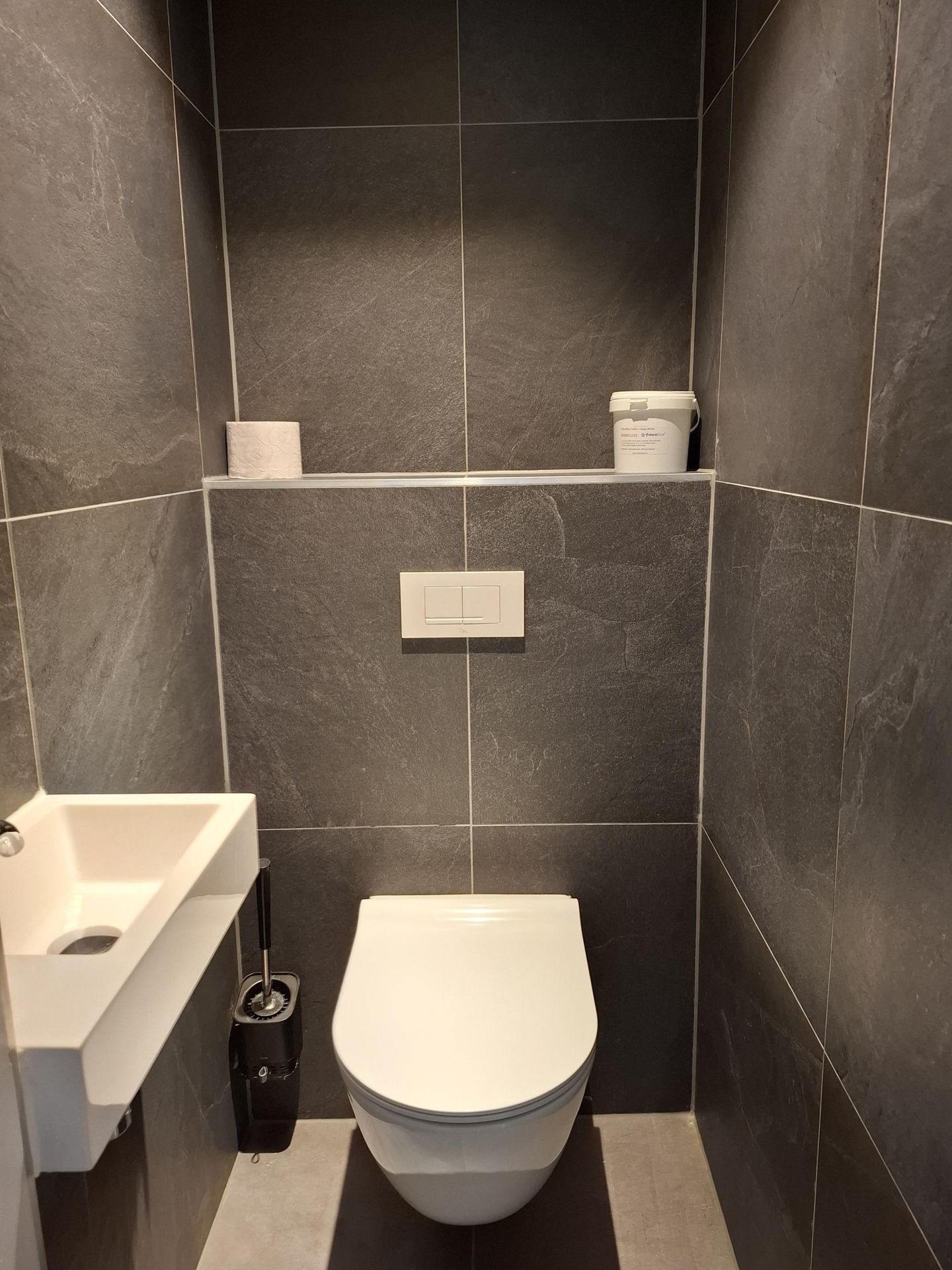 Photo 10 of Niels Bohrplaats 702