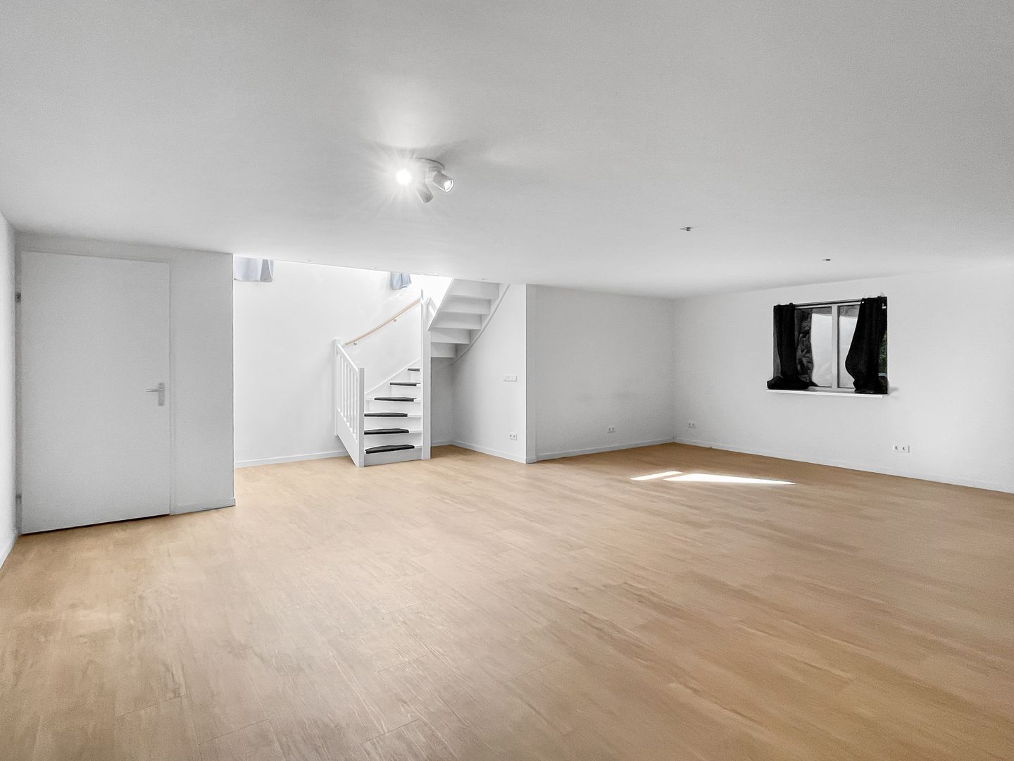 Photo 19 of Botterstraat 35-A