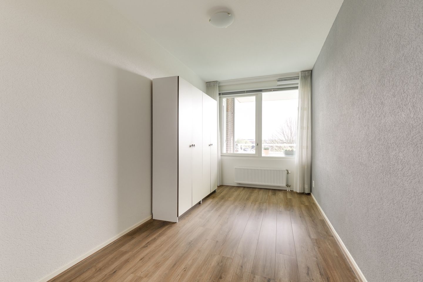 Luxurious 2-bedroom apartment with spacious balcony in Nootdorp Centrum — 25