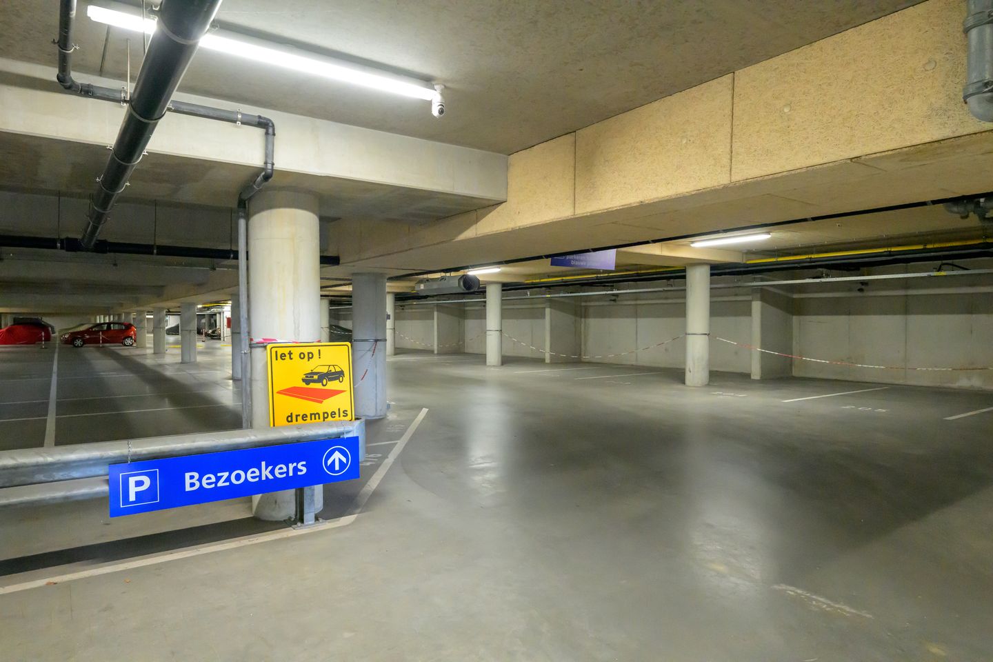 Luxurious 2-bedroom apartment with spacious balcony in Nootdorp Centrum — 34