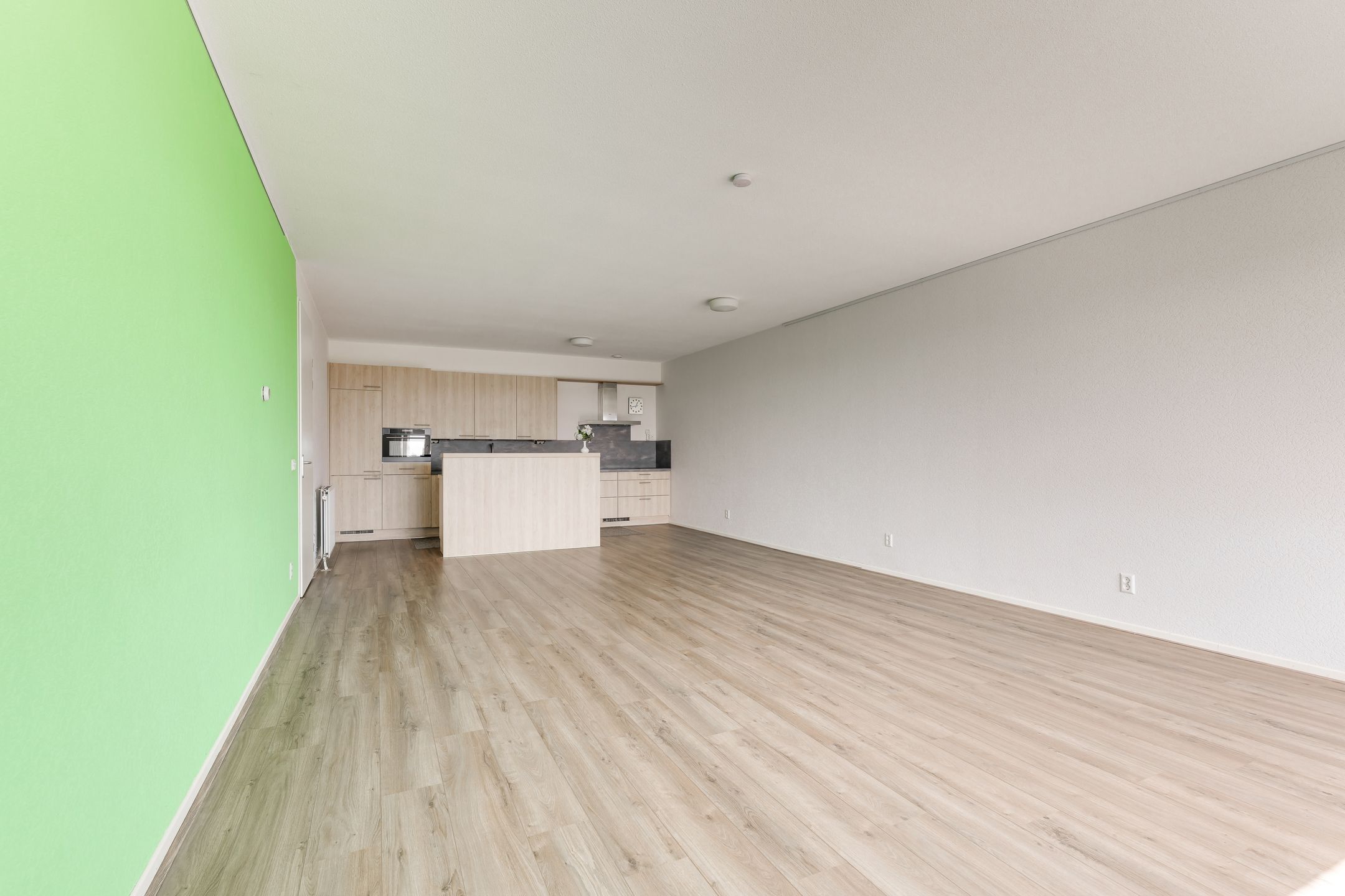 Luxurious 2-bedroom apartment with spacious balcony in Nootdorp Centrum — 15