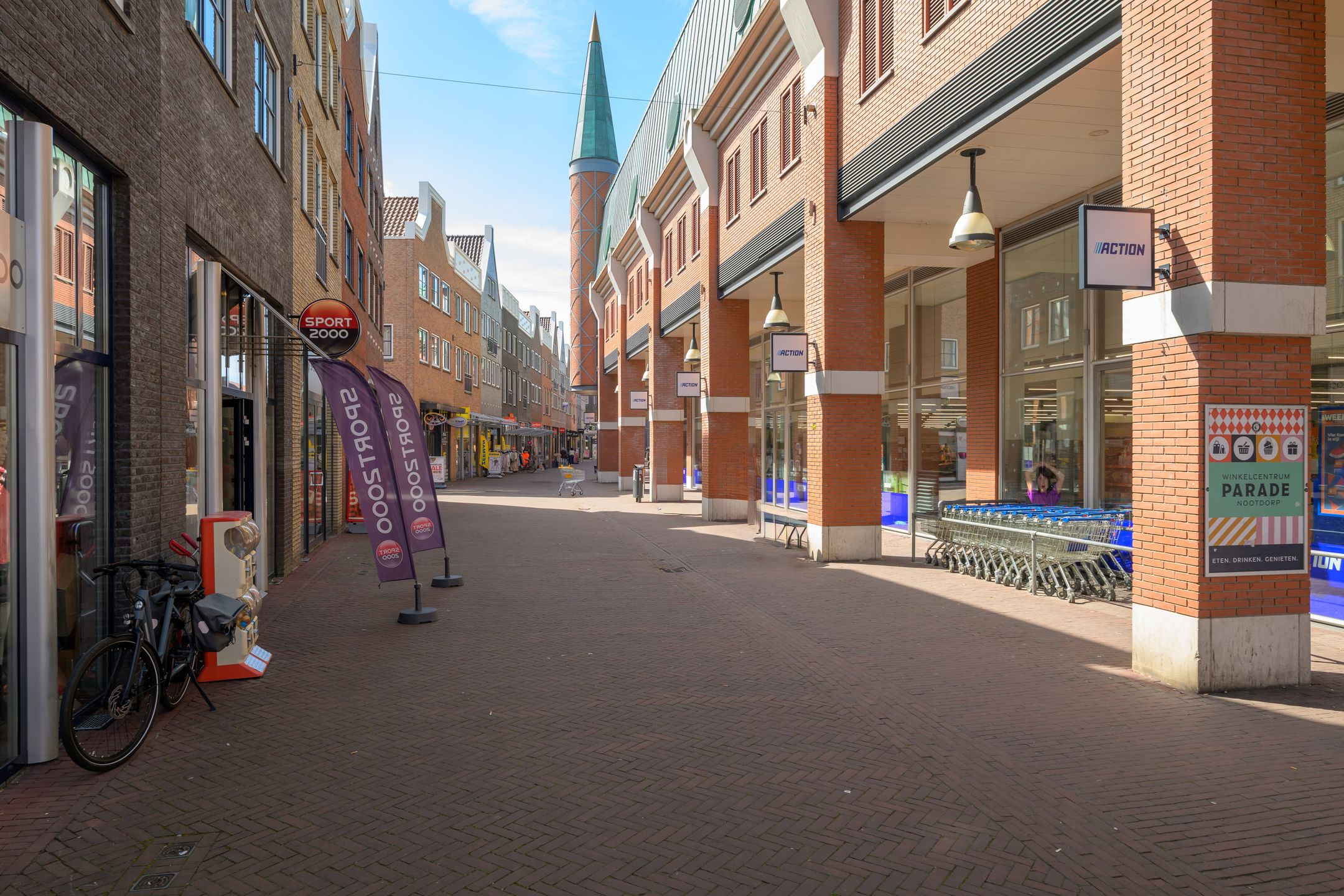 Luxurious 2-bedroom apartment with spacious balcony in Nootdorp Centrum — 42