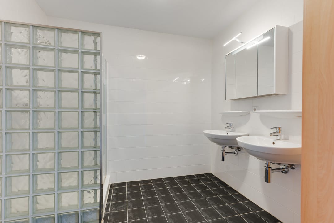 Luxurious 2-bedroom apartment with spacious balcony in Nootdorp Centrum — 28