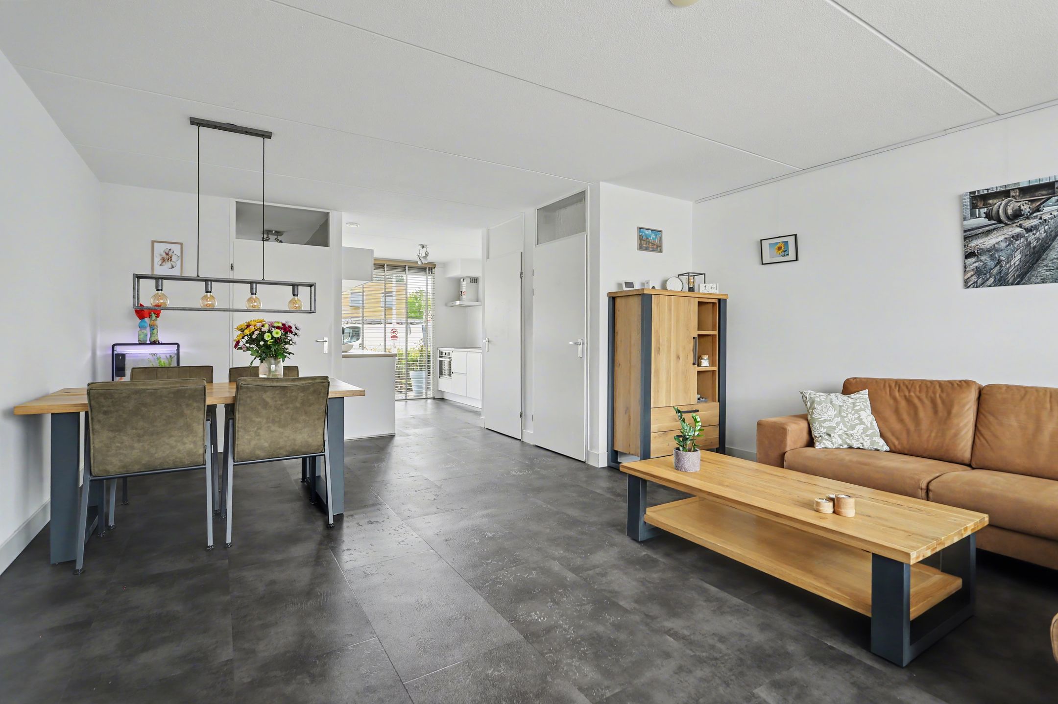 Foto 9 van Roodeschoolstraat 39