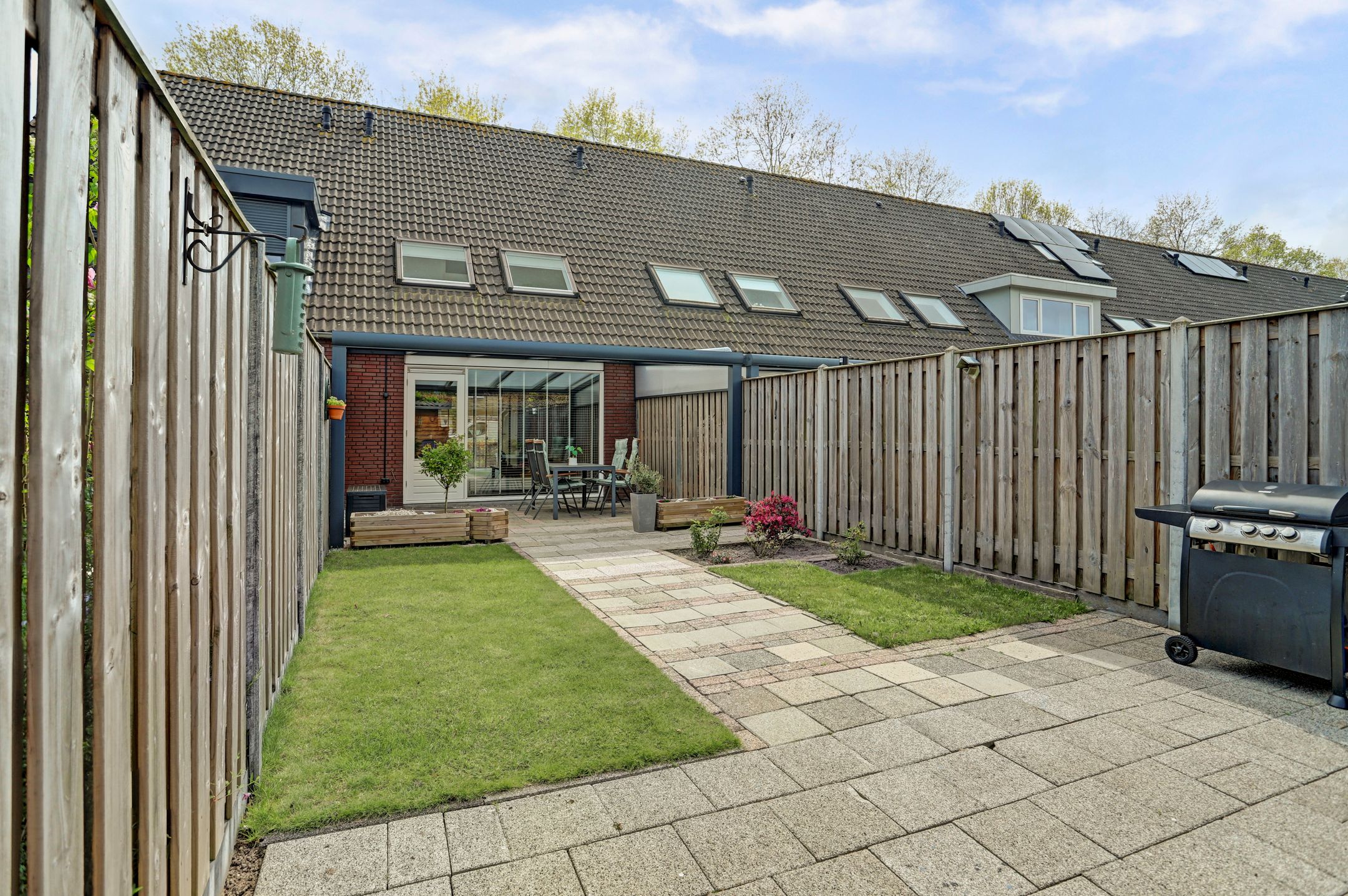 Foto 36 van Roodeschoolstraat 39