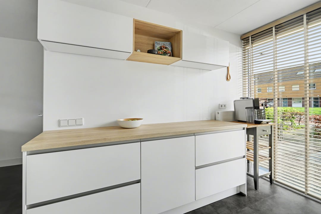 Foto 16 van Roodeschoolstraat 39