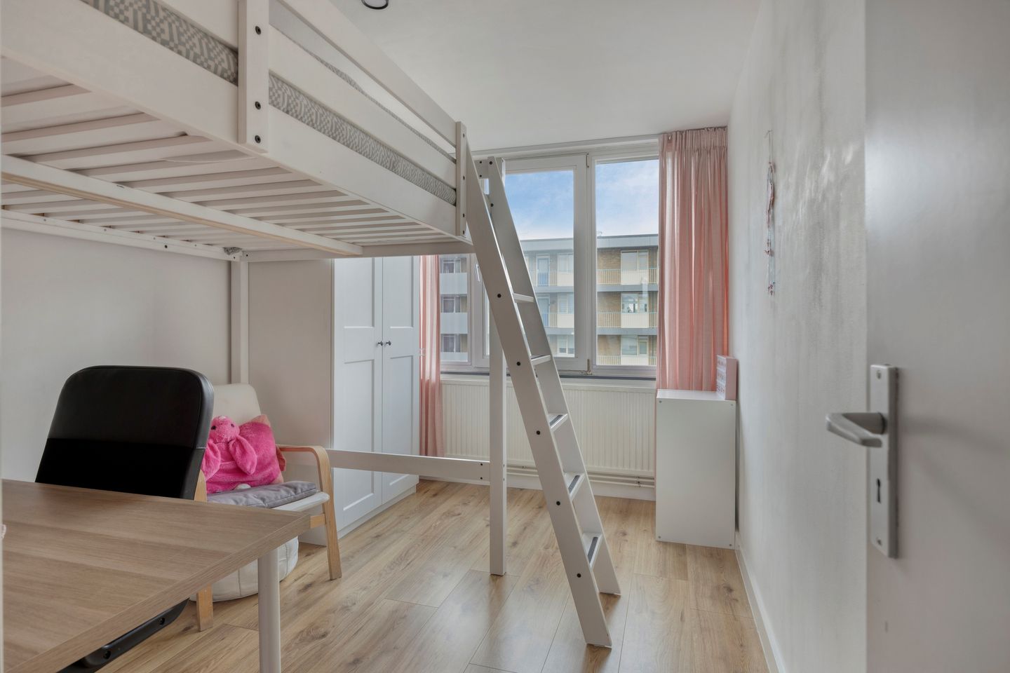 Foto 20 van Schepen de Wicstraat 36