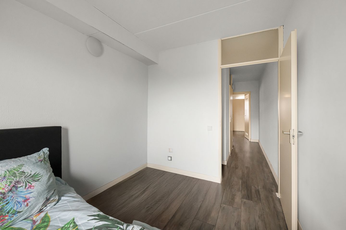 Spacious 3-Room Apartment with South-Facing Terrace in Reigersbos — 14