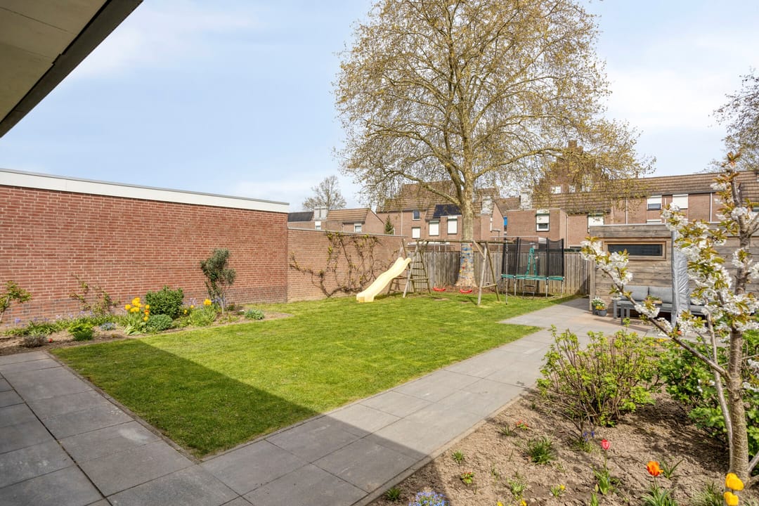 Photo 41 of Dieterderweg 74