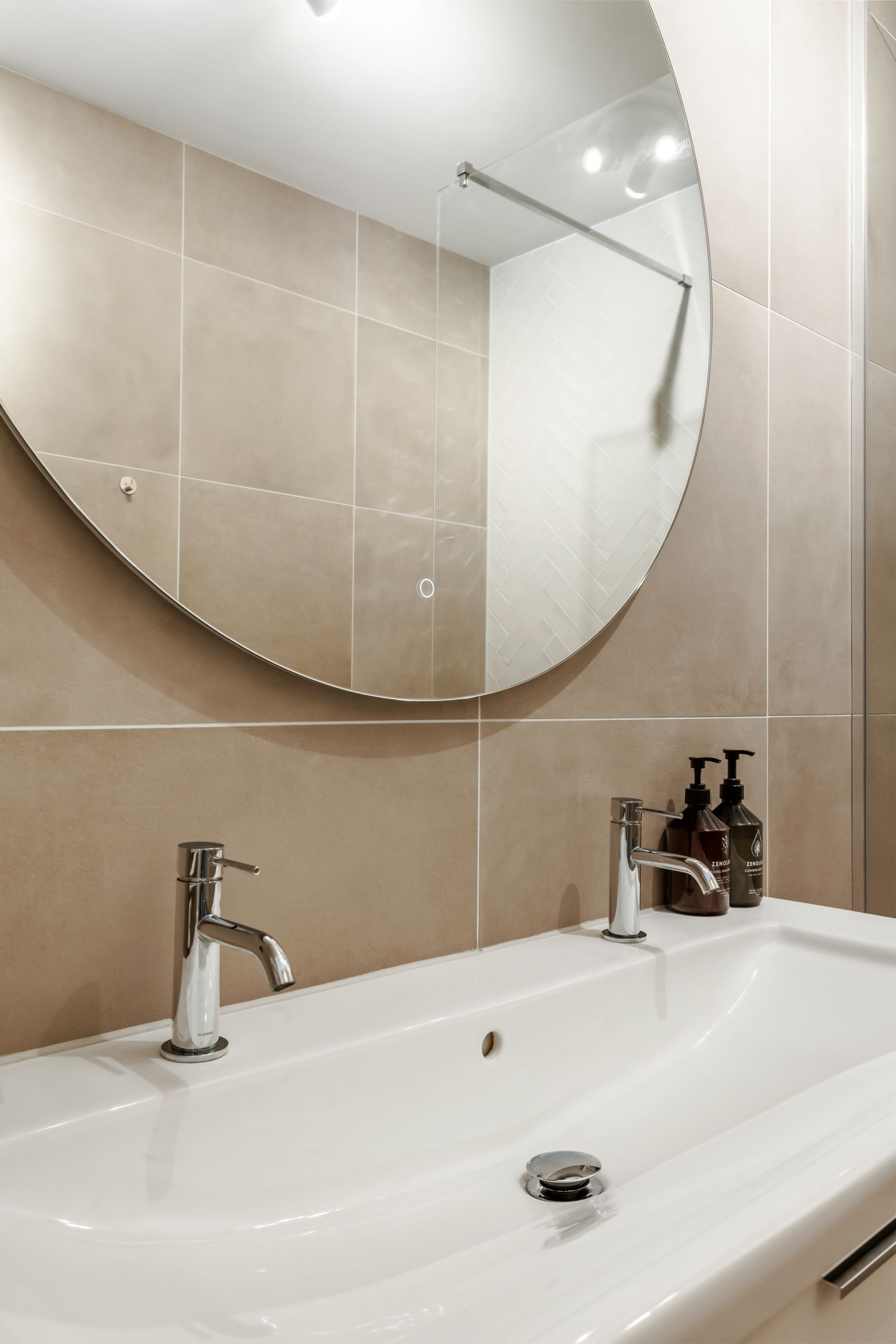 Photo 36 of De Gasperilaan 44