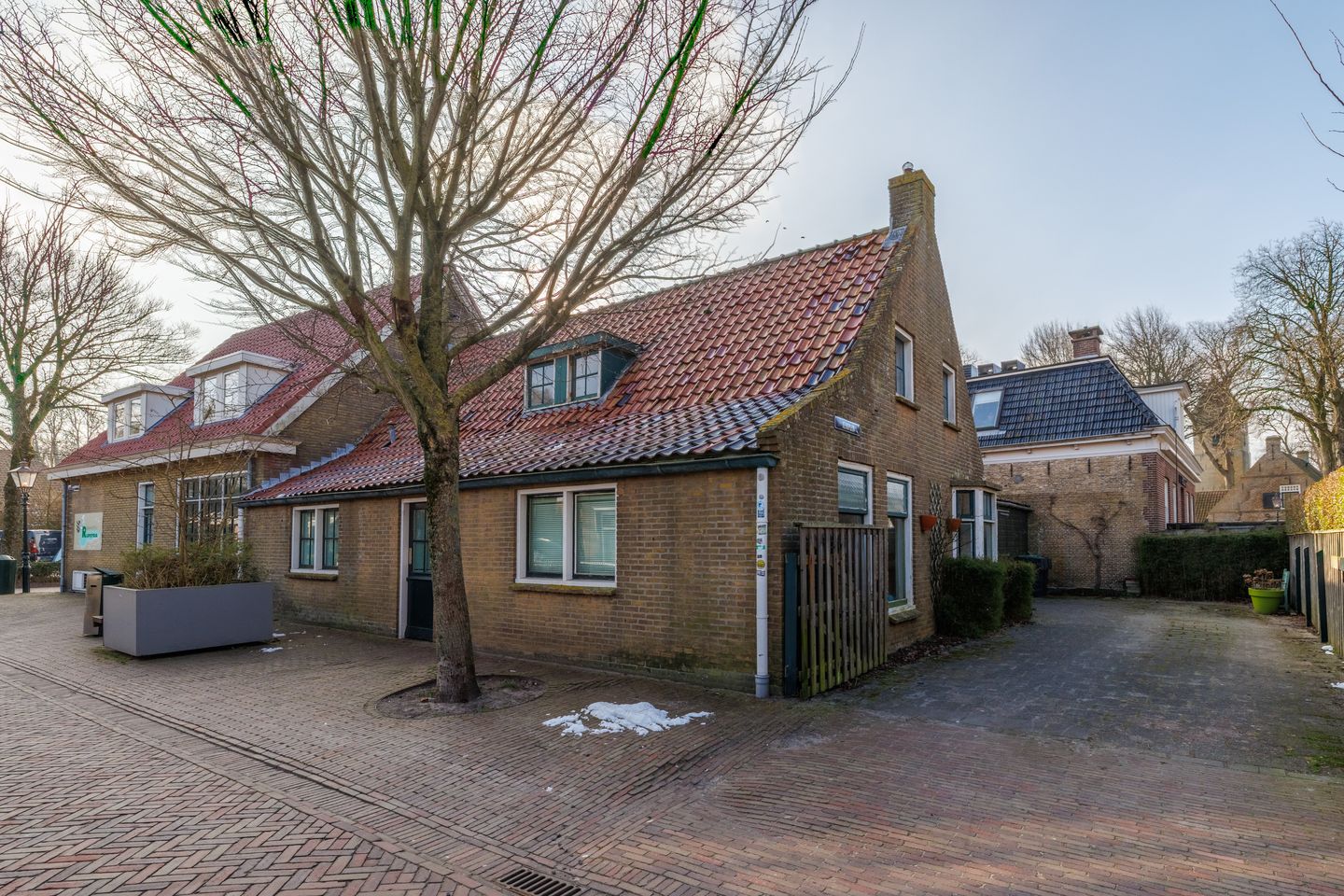 Bekijk foto 3 van Marten Janszenstraat 1