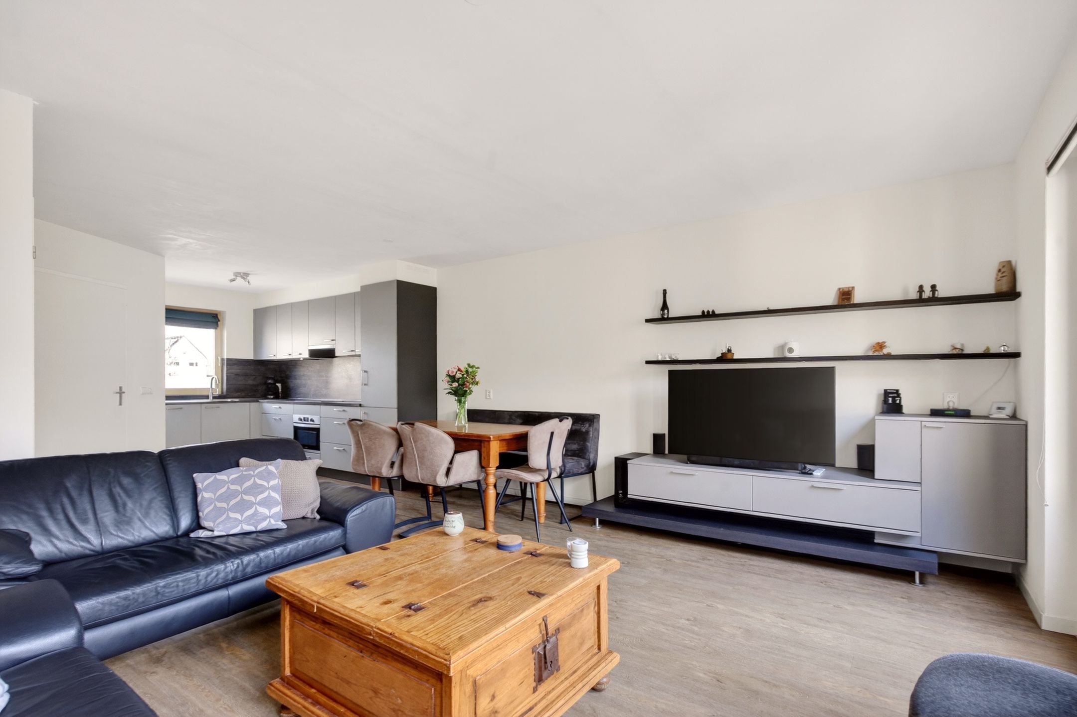 Photo 12 of Prins Mauritsplein 42