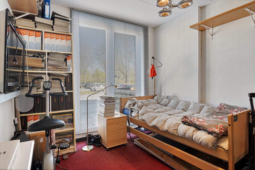 Modern Energy-Neutral Terraced House with Four Bedrooms in Zoetermeer — 53