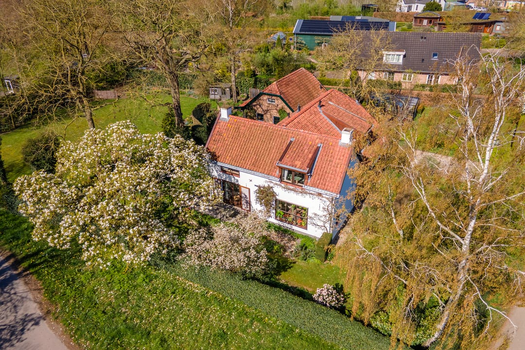 Photo 107 of Woerd 2