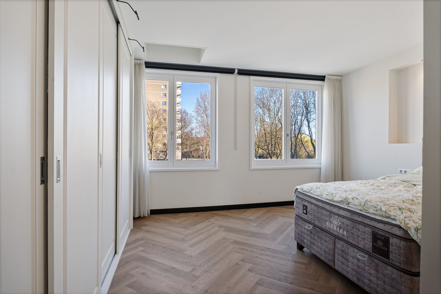 Modern Energy-Neutral Terraced House with Four Bedrooms in Zoetermeer — 34