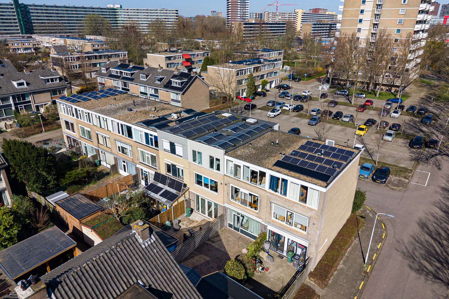 Modern Energy-Neutral Terraced House with Four Bedrooms in Zoetermeer — 14