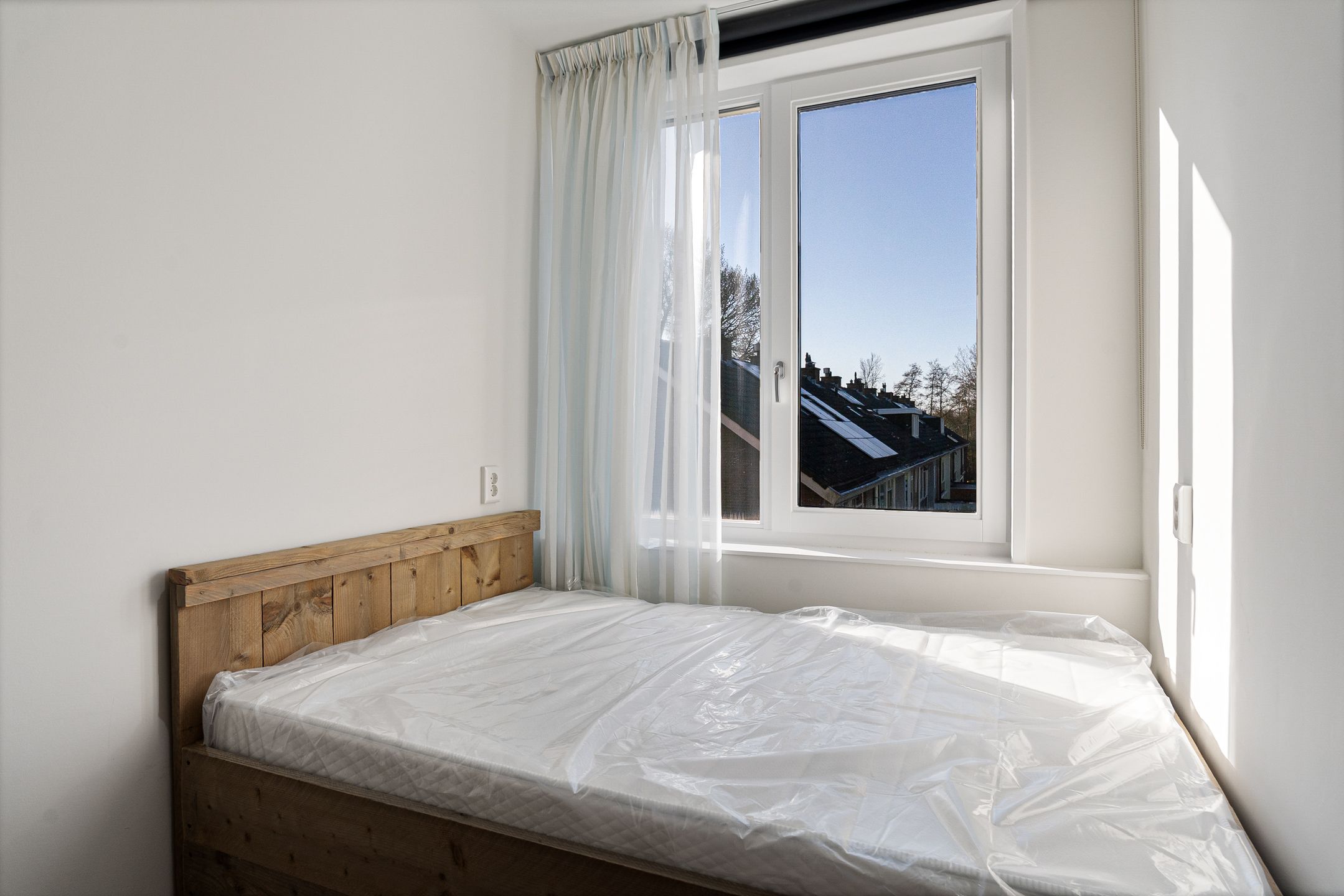 Modern Energy-Neutral Terraced House with Four Bedrooms in Zoetermeer — 39