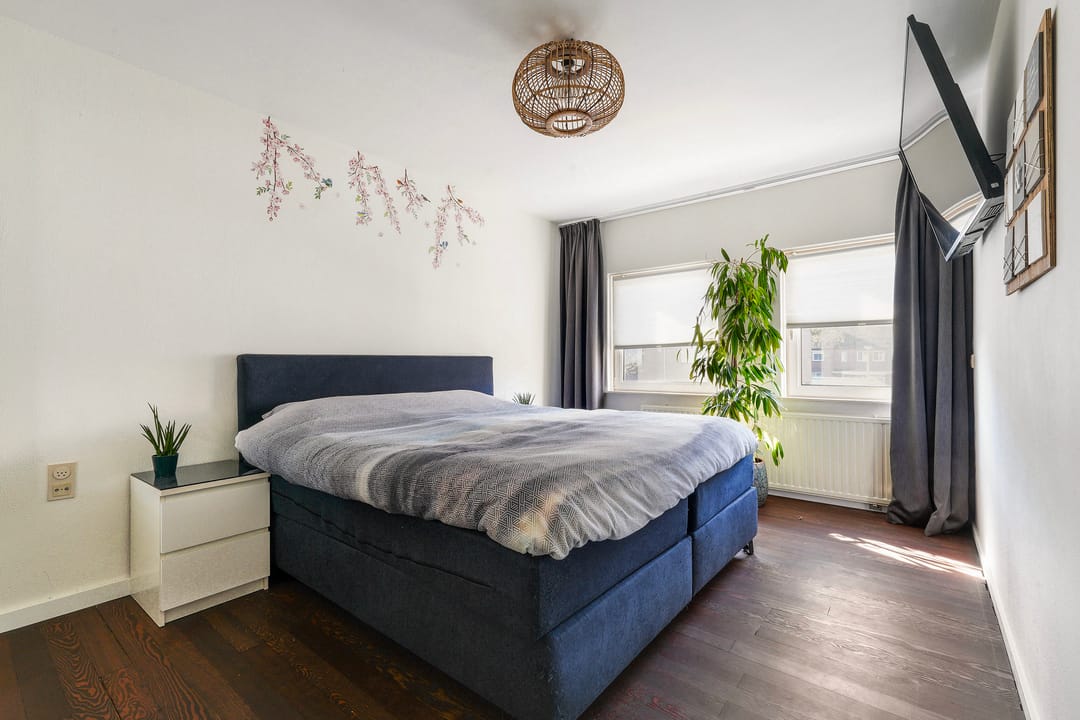 Photo 16 of Paulus Potterstraat 6