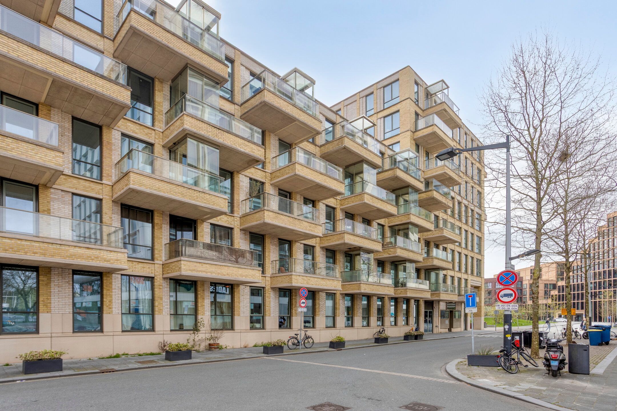 Photo 15 of Gelrestraat 31