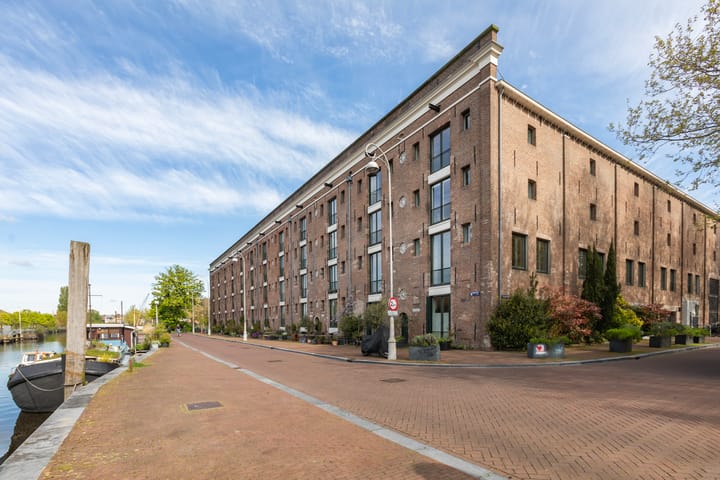 Geschutswerf 33 main image