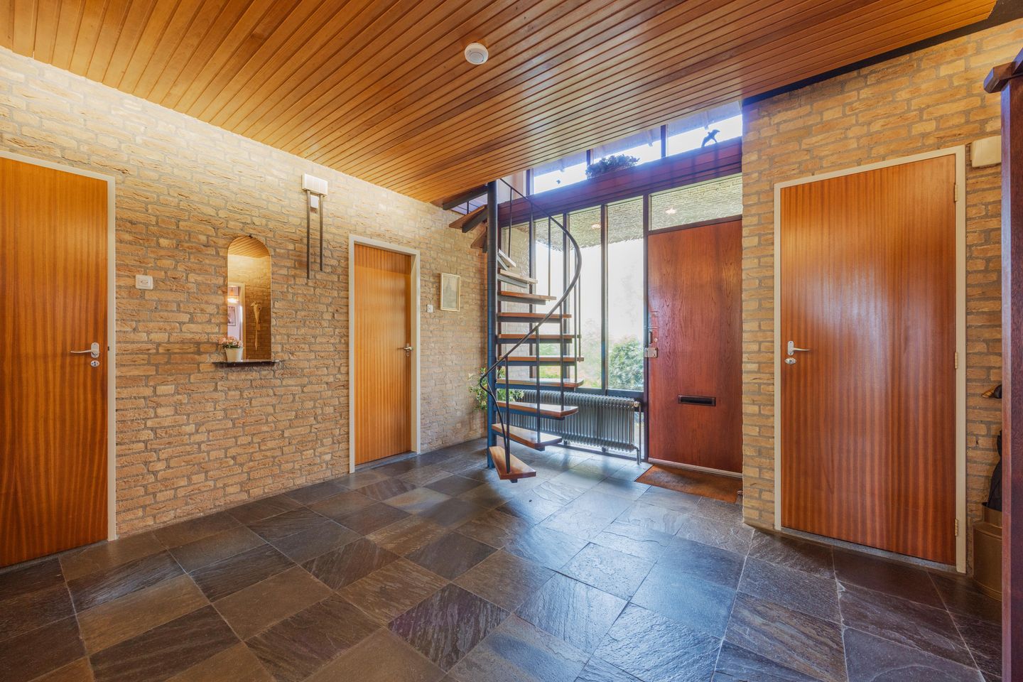 Foto 14 van Luiten Ambachtstraat 36-A