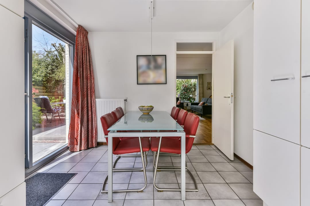 Photo 8 of Berninistraat 25