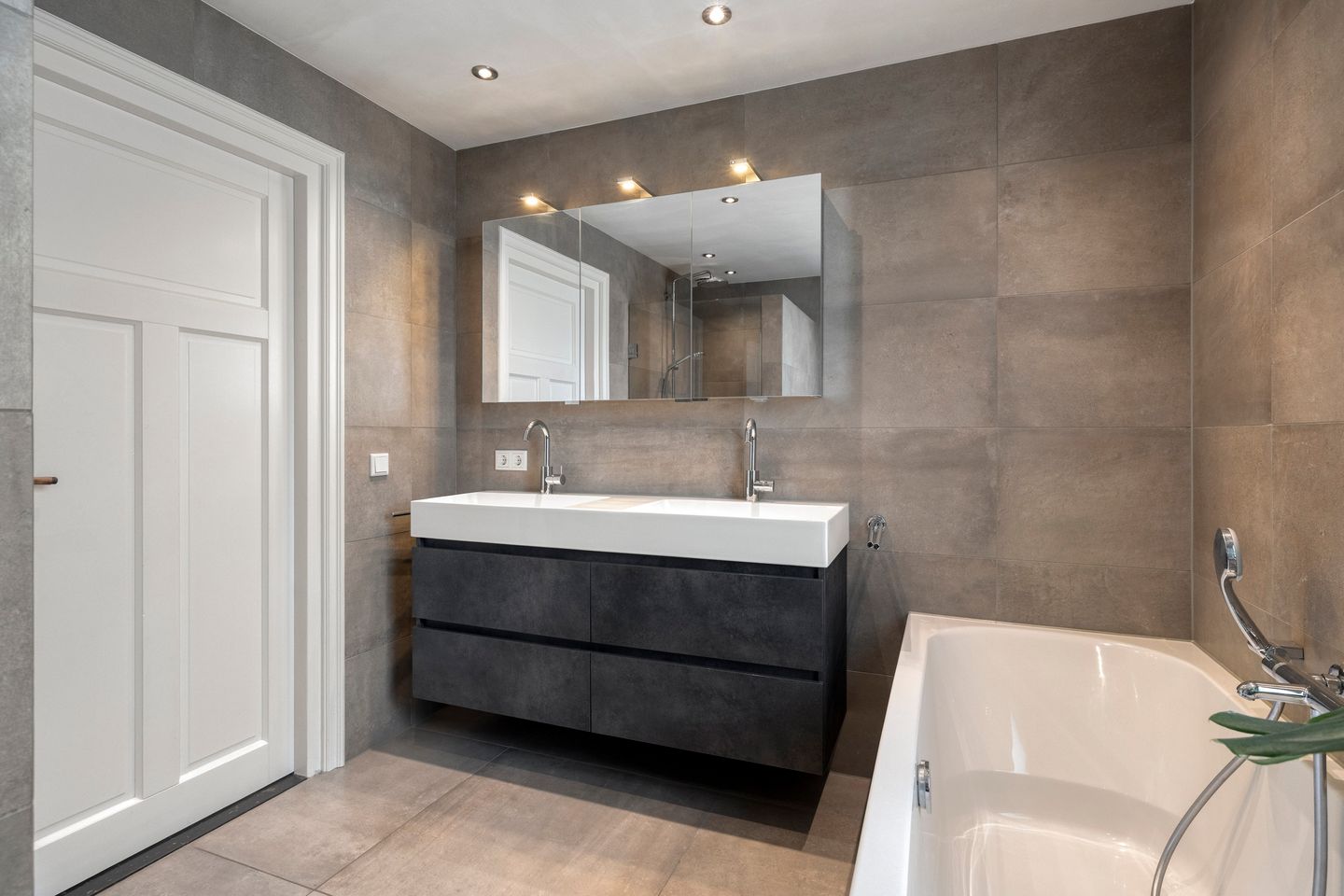 Foto 35 van Pastoriestraat 40