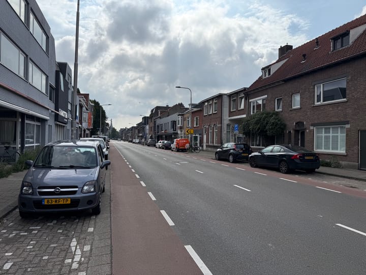 Photo 3 of Bredaseweg 118