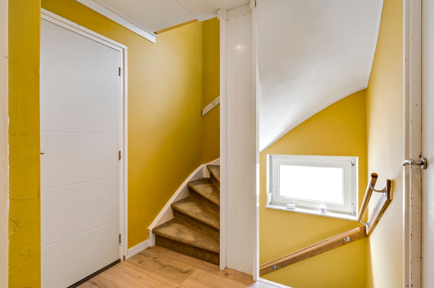 Foto 20 van Albert Cuypstraat 5