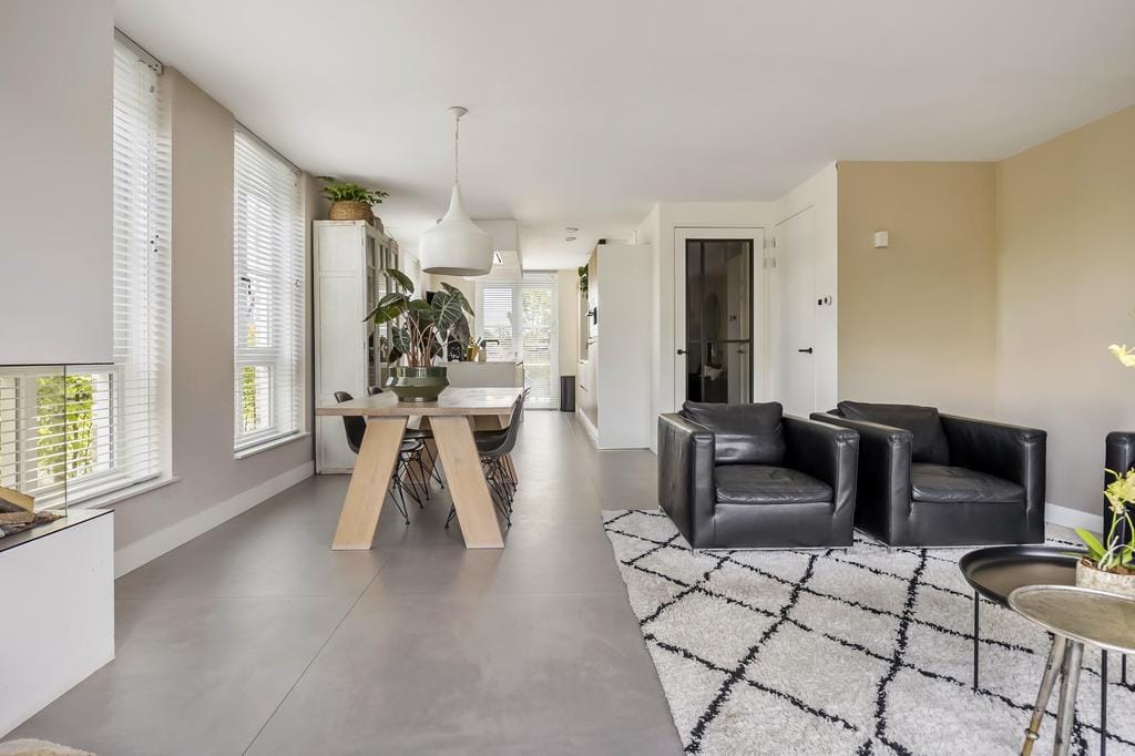 Photo 2 of Vaandrig 11