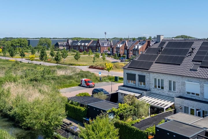 Foto 4 van Vaandrig 11