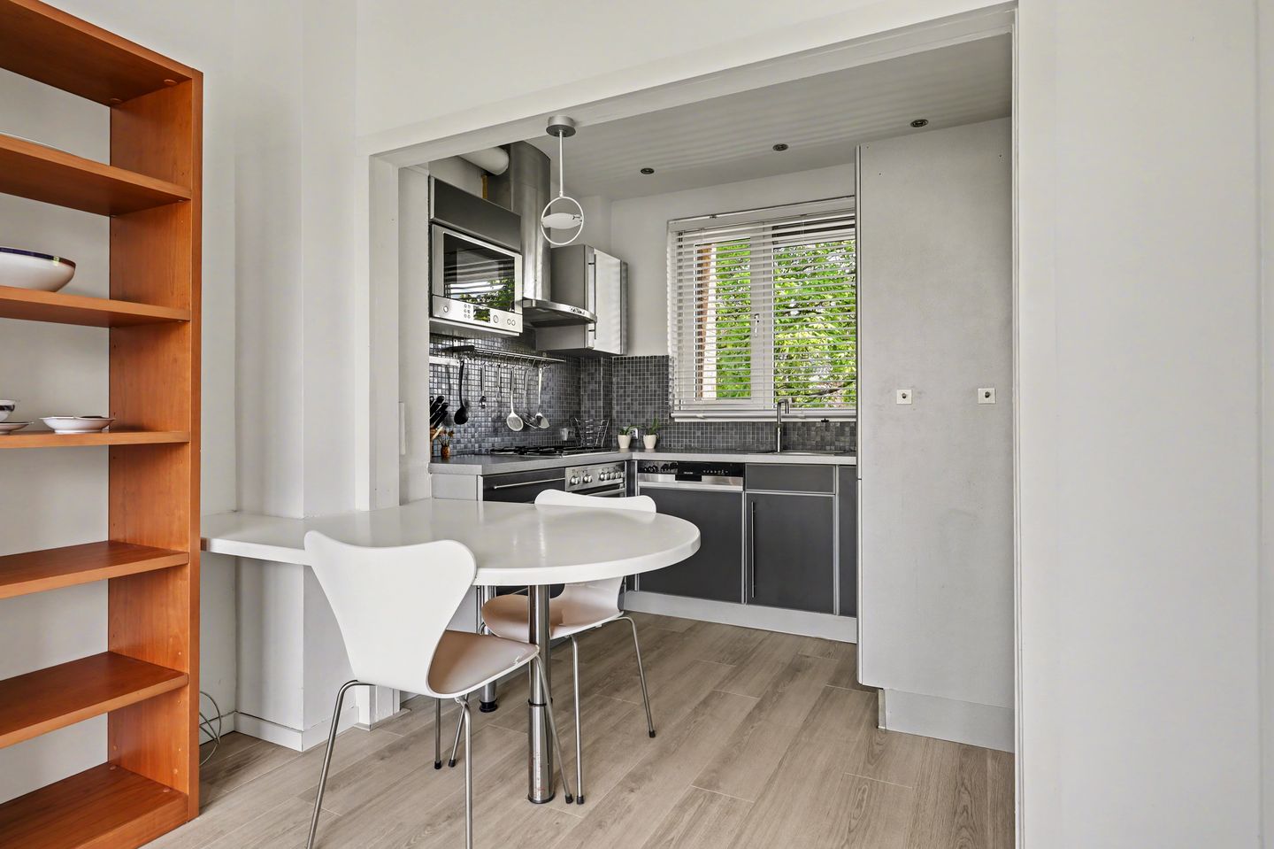 Foto 14 van Kortenaerstraat 26-1