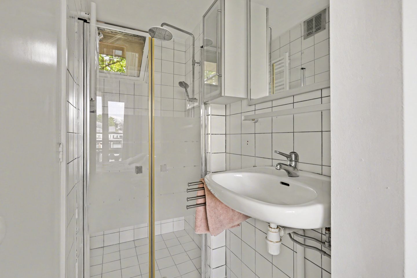 Foto 20 van Kortenaerstraat 26-1