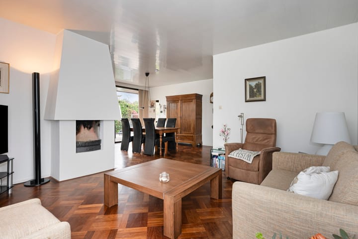 Photo 3 of Vredeslaan 28