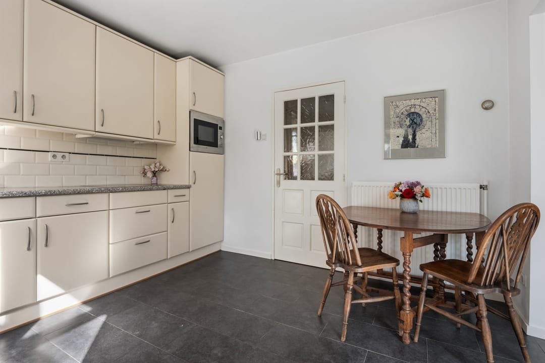 Foto 23 van Moleneindstraat 14