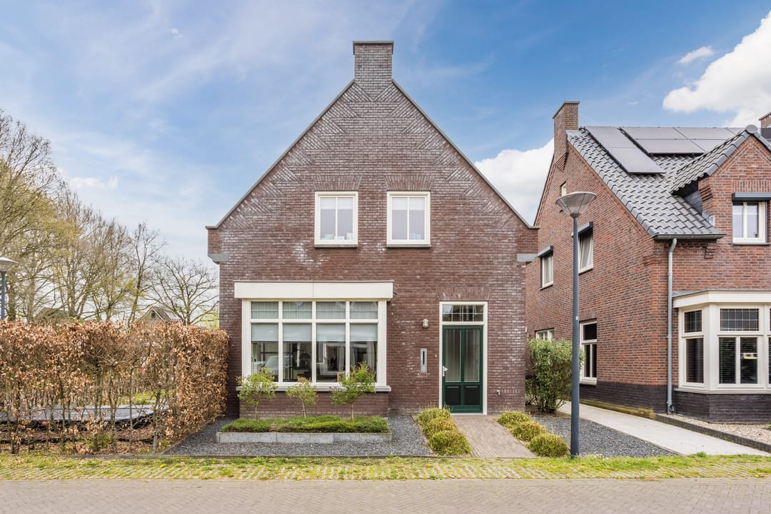 Foto 1 van Heidehof 8