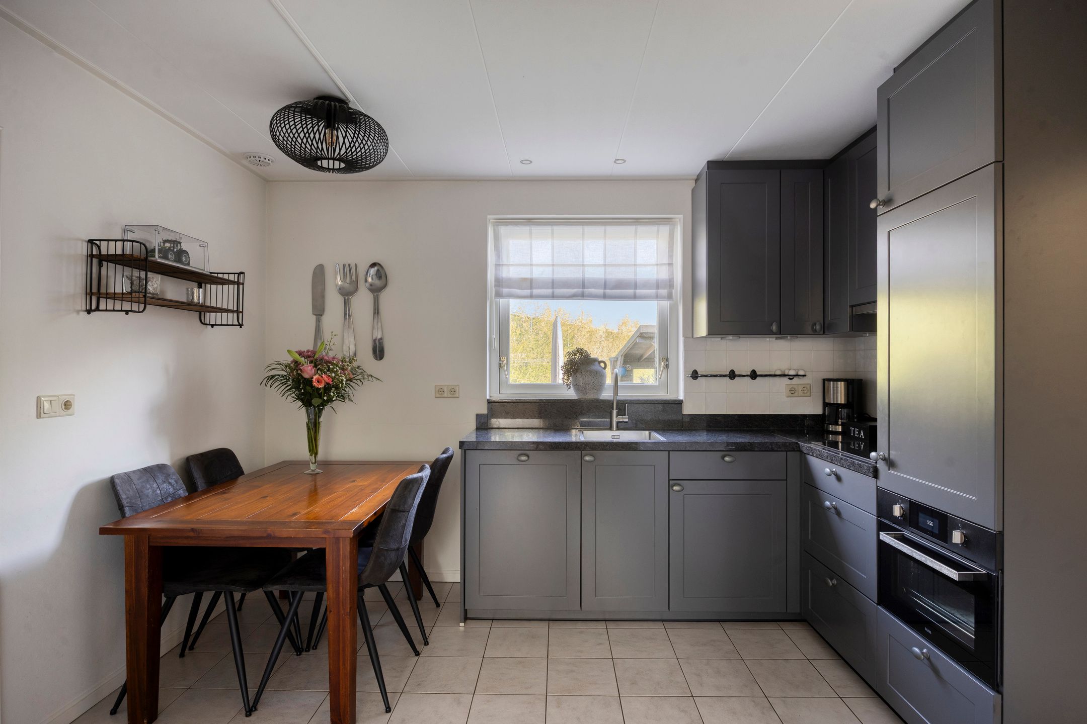 Foto 12 van Westeinde 306