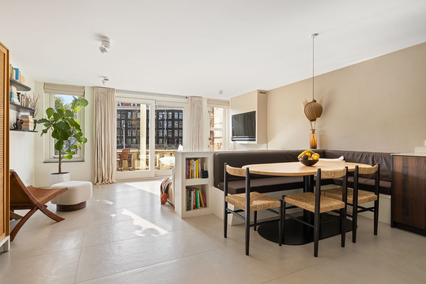 Foto 4 van Wilhelmina Blombergplein 33