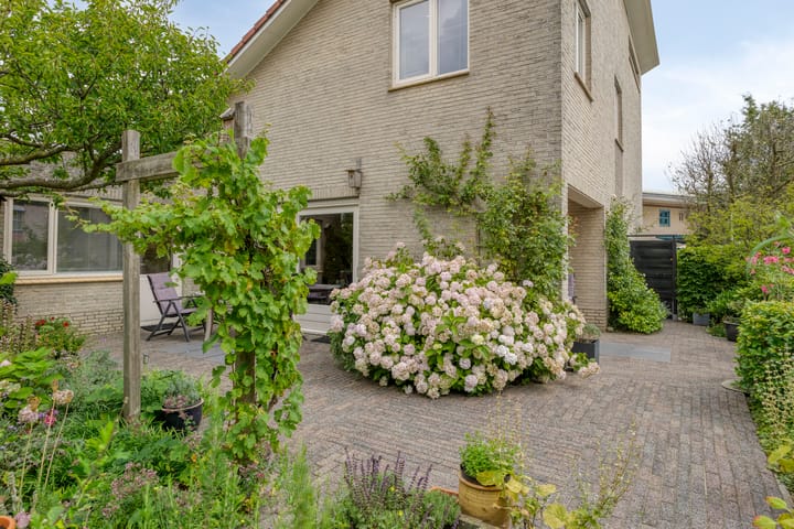 Foto 2 van Mechelenstraat 17