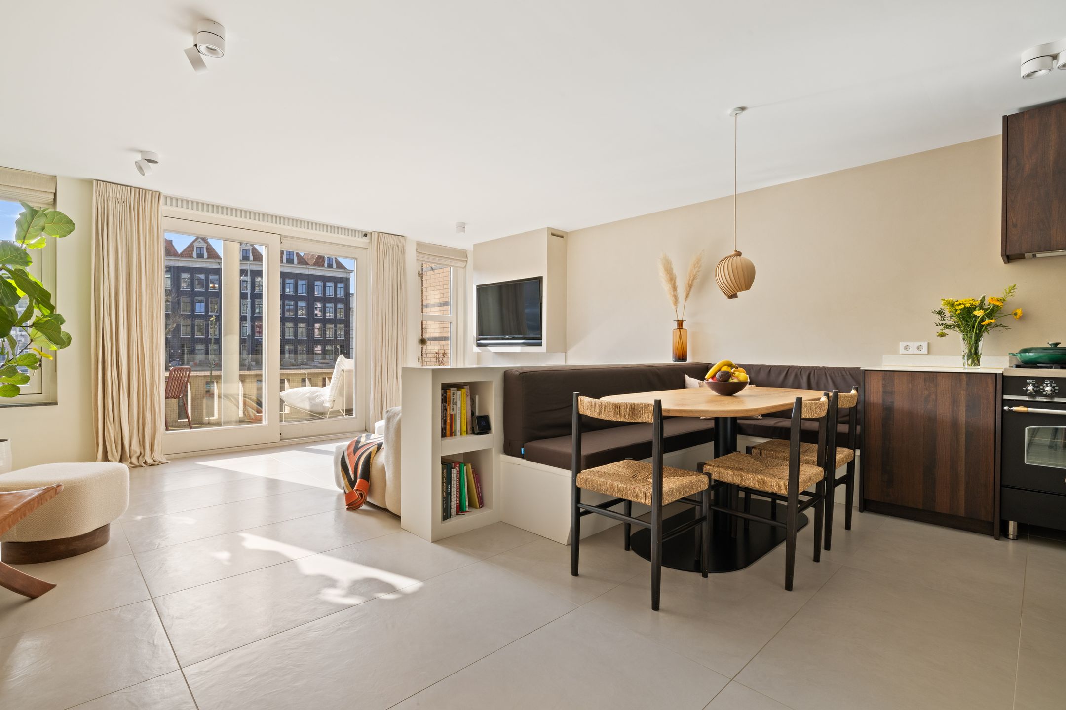 Foto 6 van Wilhelmina Blombergplein 33