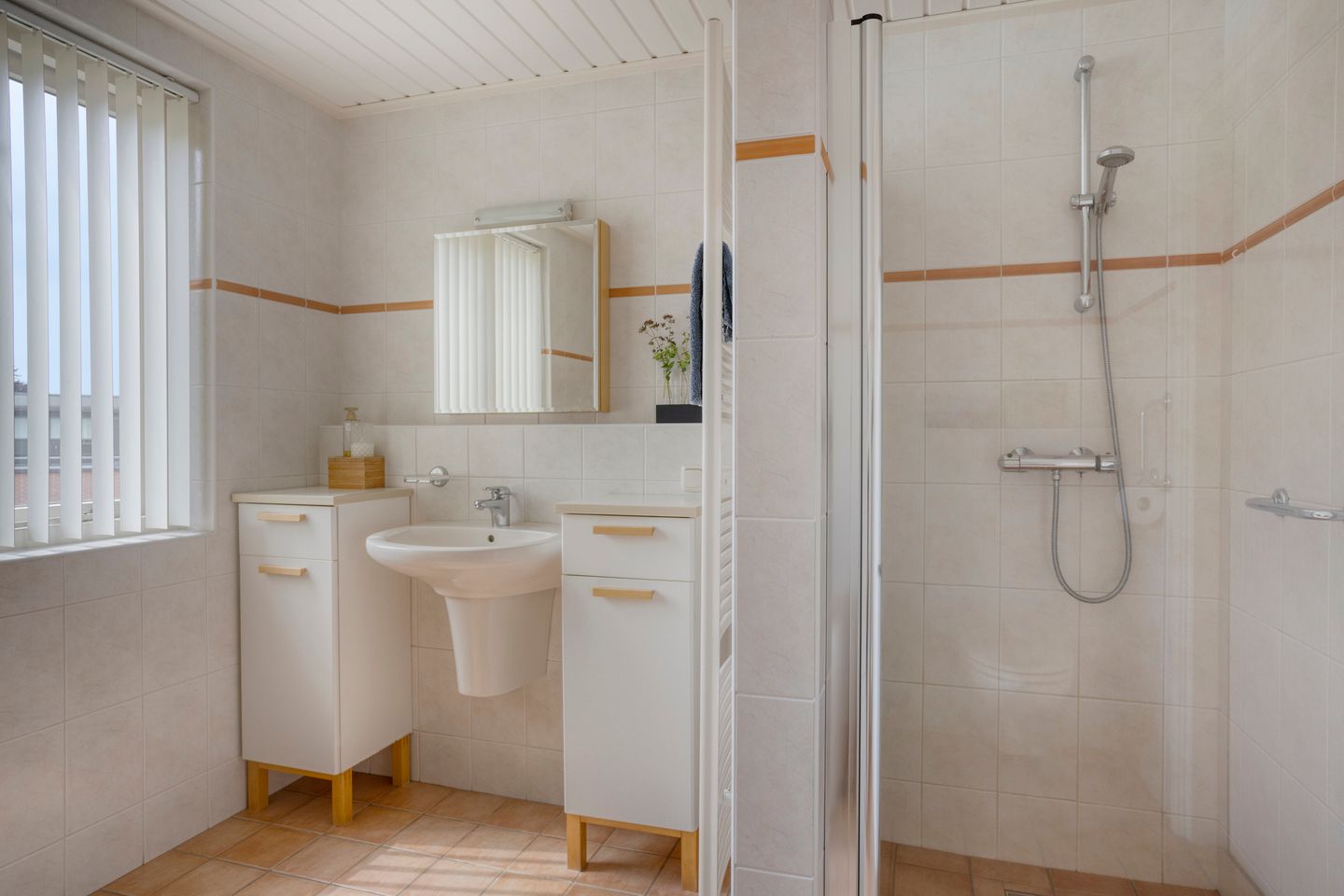 Foto 29 van Mechelenstraat 17