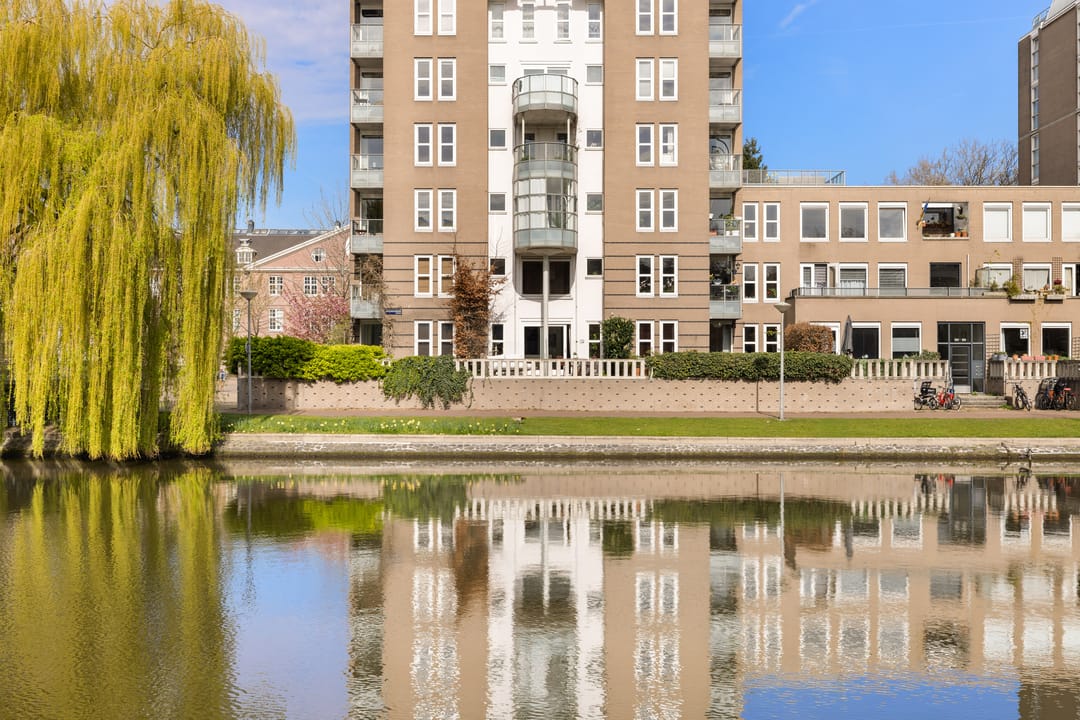 Foto 2 van Wilhelmina Blombergplein 33