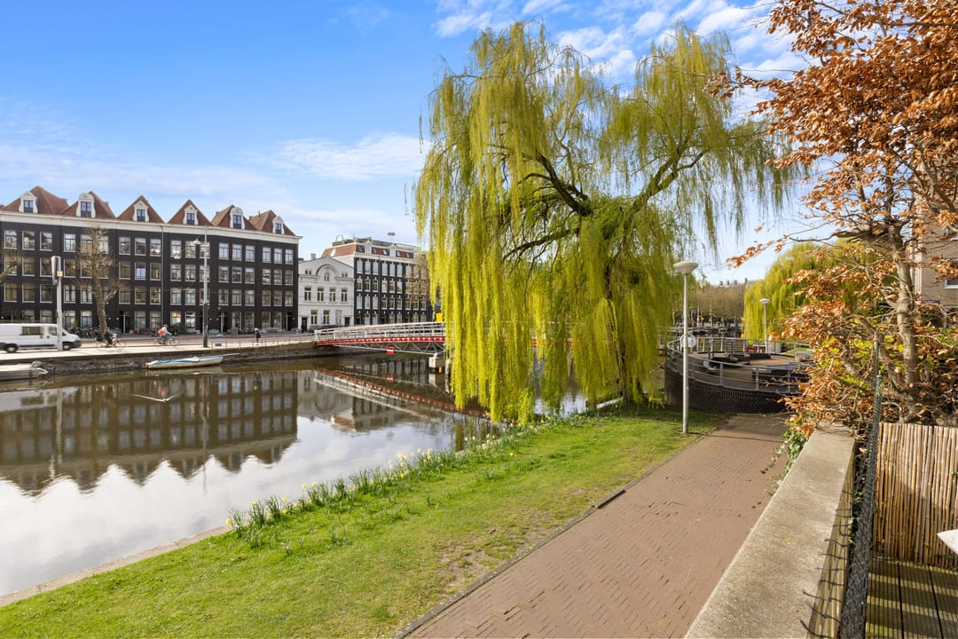 Foto 22 van Wilhelmina Blombergplein 33