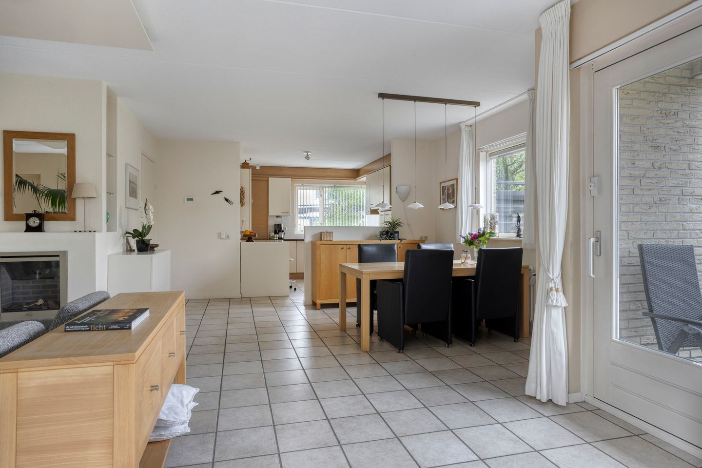 Foto 14 van Mechelenstraat 17