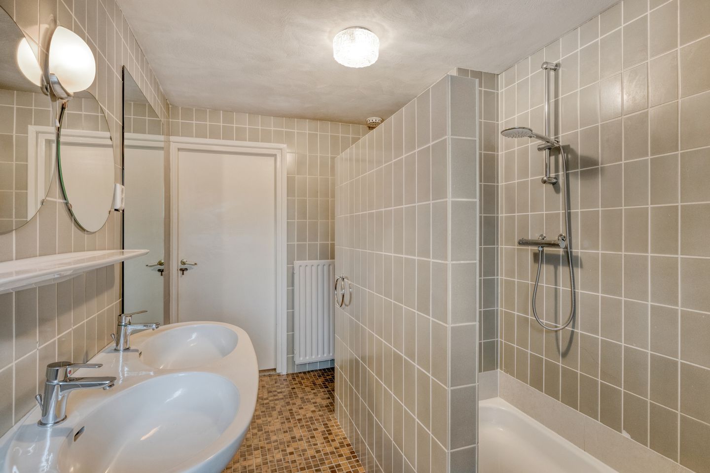 Charming Detached Family Home with Garage, Office Space and Deep Garden Near Loonse Nature — 29