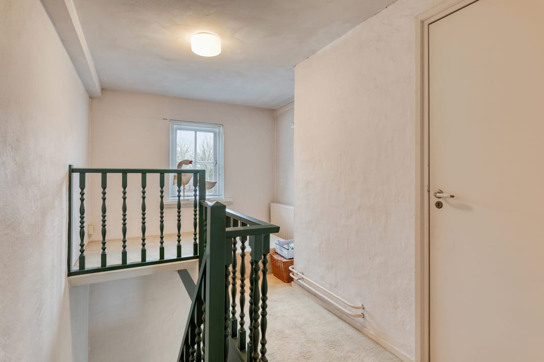Charming Detached Family Home with Garage, Office Space and Deep Garden Near Loonse Nature — 38