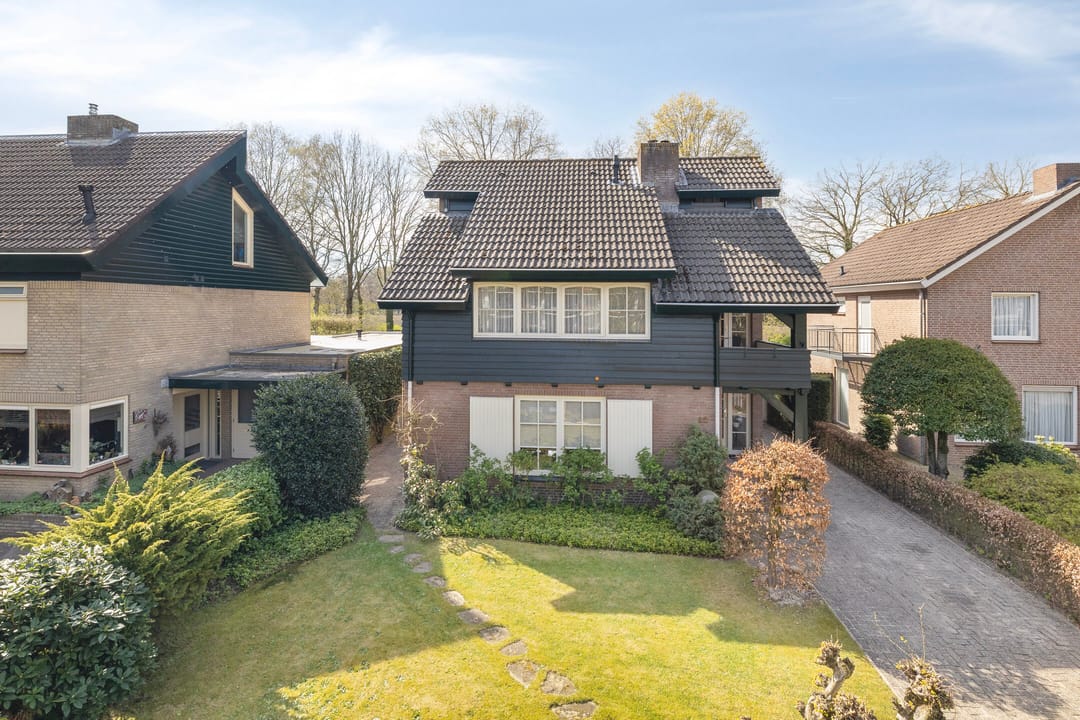 Charming Detached Family Home with Garage, Office Space and Deep Garden Near Loonse Nature — 52
