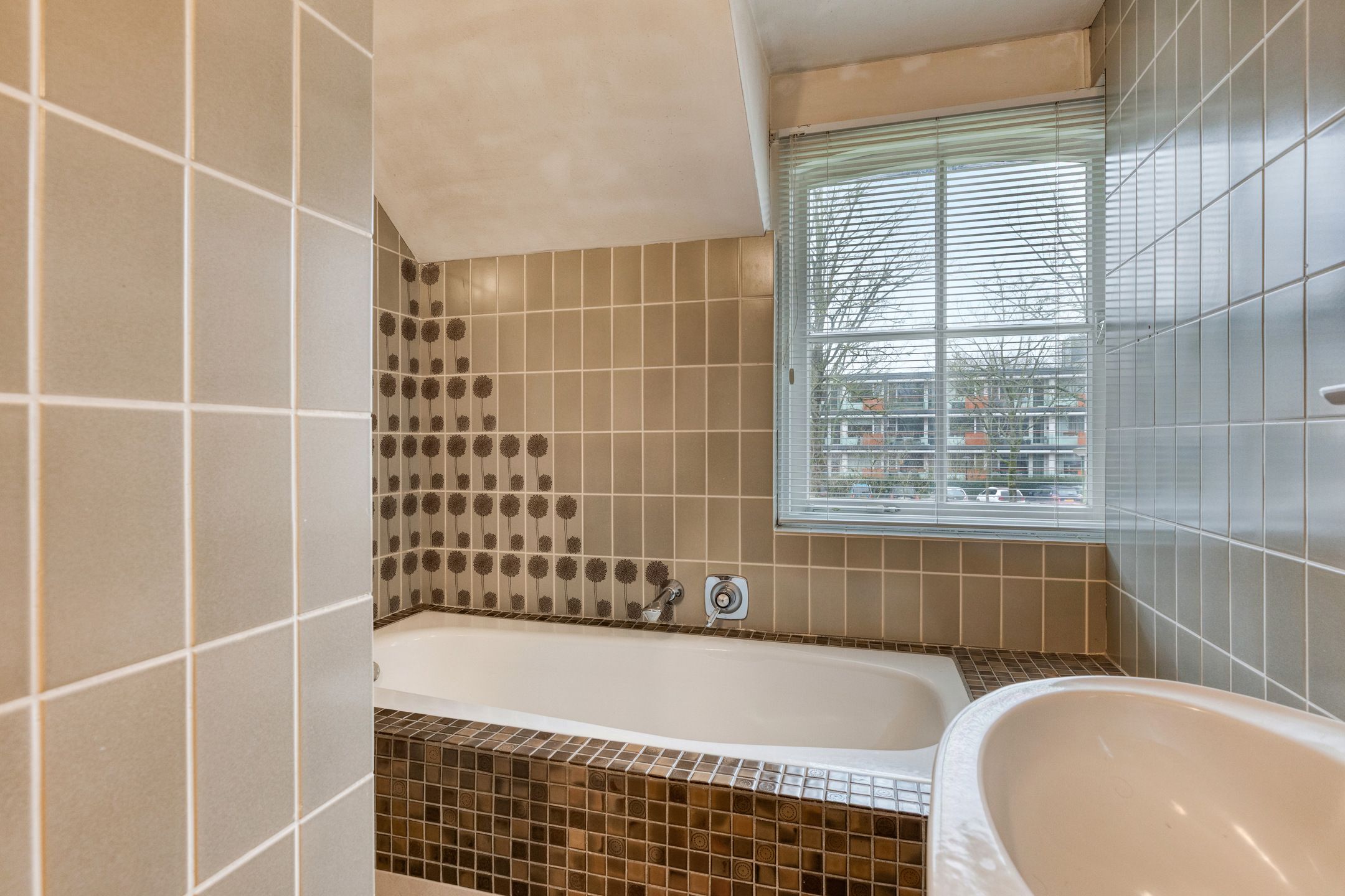 Charming Detached Family Home with Garage, Office Space and Deep Garden Near Loonse Nature — 27