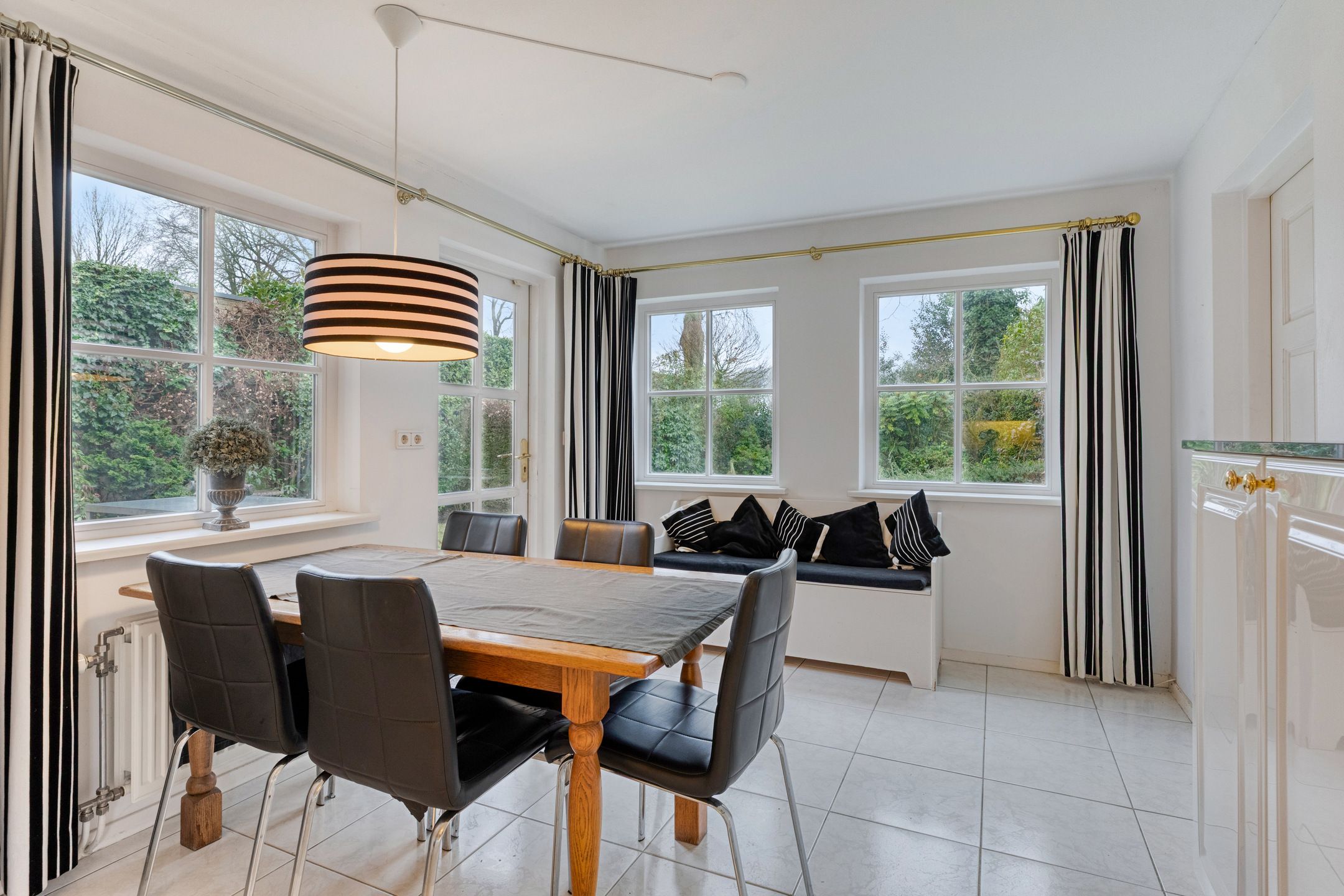 Charming Detached Family Home with Garage, Office Space and Deep Garden Near Loonse Nature — 21